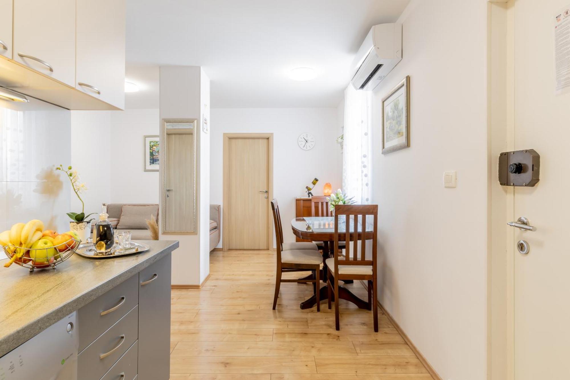 Pure Comfort - Apartment Cvita Split Extérieur photo